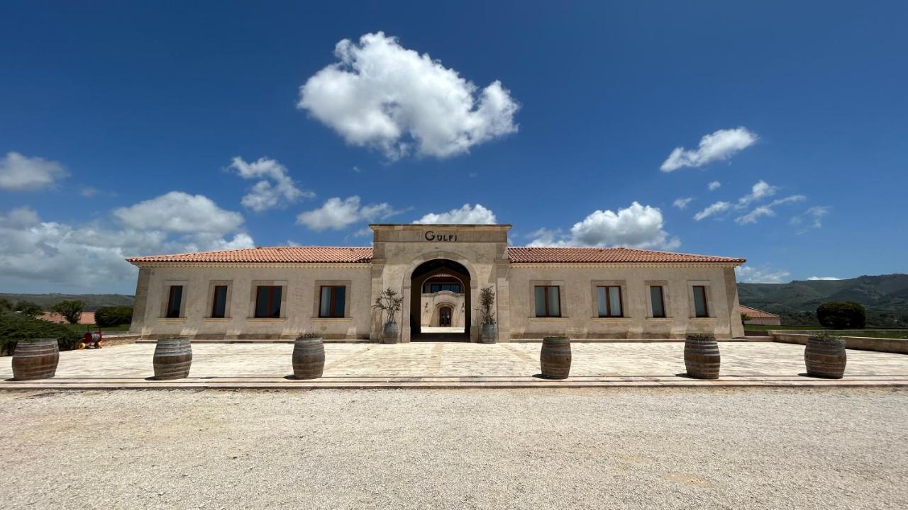Locanda Gulfi 끼아라몬떼굴피 외부 사진