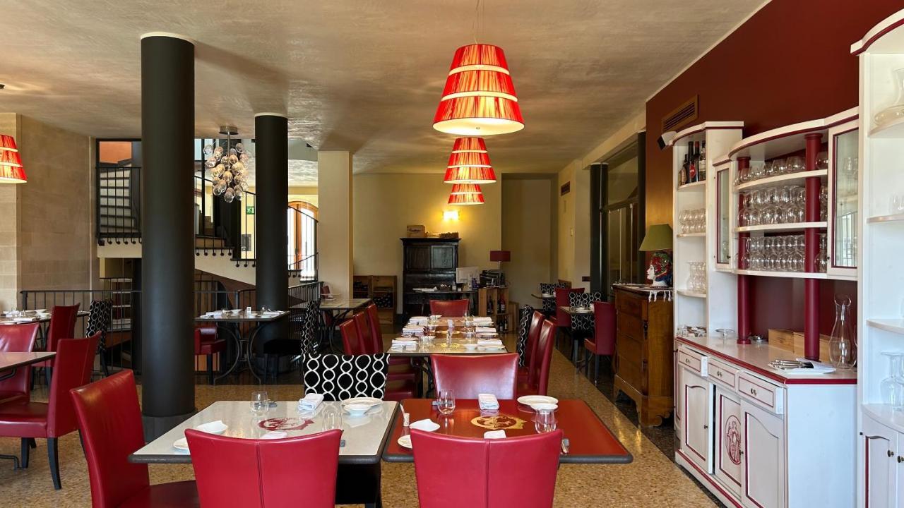 Locanda Gulfi 끼아라몬떼굴피 외부 사진